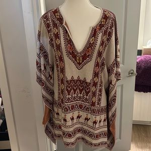 BCBG MAXAZRIA Camel Print Sweater